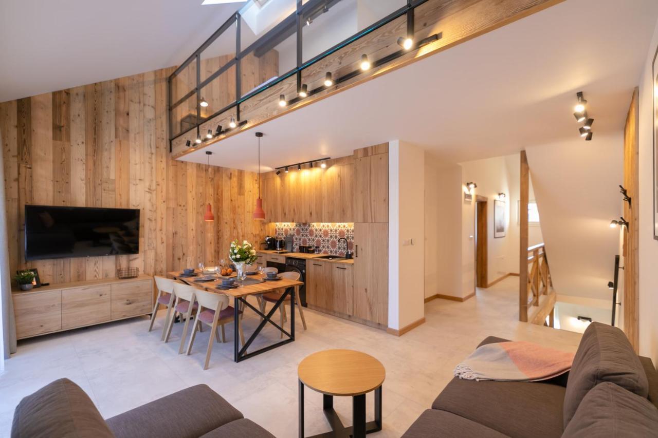 Apartmán Pod Stokiem E2 Z Garazem I Dwoma Lazienkami - Dream